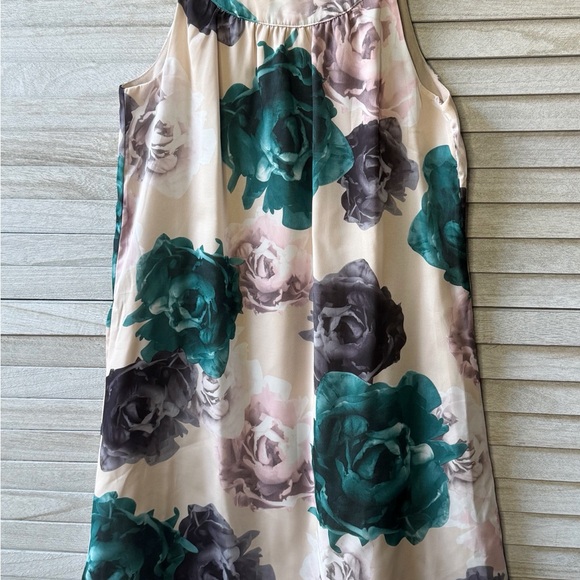 H&M Pink and Cream Sleeveless Floral Dress. Lined. Size 6. Great Condition - Picture 9 of 13